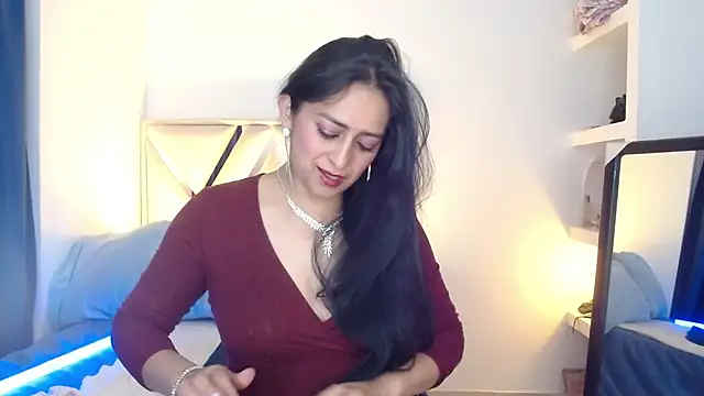 Snapshot of Andrea_Sexx_ chatting on 10/10/25, 06:45 Andrea Sexx  online show from 10/10/25, 06:45