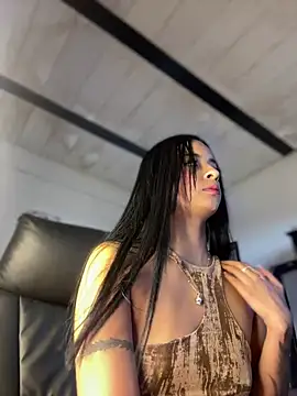 Laura fernandezII online show from 02/08/25, 09:04