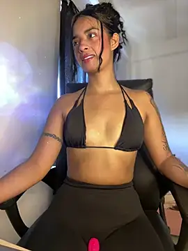 Laura fernandezII online show from 03/16/25, 03:39