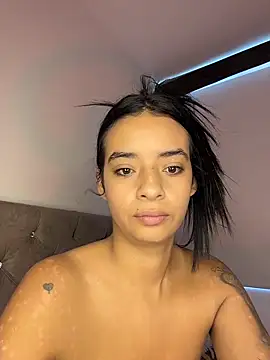 Laura fernandezII online show from 12/05/25, 09:00