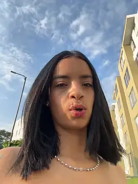 Laura fernandezII online show from 02/11/26, 12:32