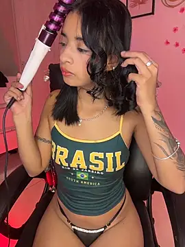Laura fernandezII online show from 05/28/26, 02:09