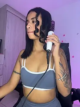 Laura fernandezII online show from 06/25/26, 05:06