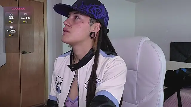  sharlotte777 online show from 11/07/25, 02:28