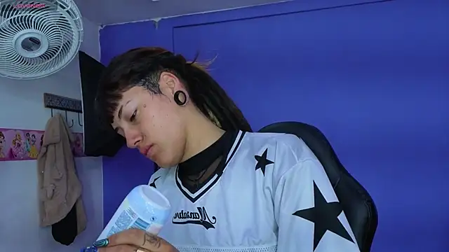  sharlotte777 online show from 11/13/25, 01:21