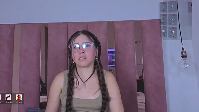 sweetniite online show from 06/21/26, 04:04
