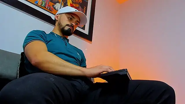 MAXIMUS MASTE3 online show from 10/25/25, 10:15