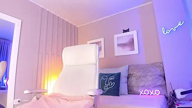 jess ox online show from 03/22/25, 08:04