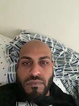 islandvybee55 online show from 02/16/25, 07:49