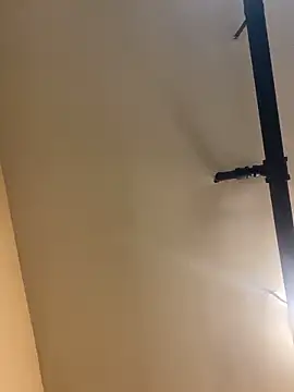 Snapshot of islandvybee55 chatting on 02/18/26, 12:01 islandvybee55 online show from 02/18/26, 12:01