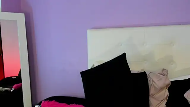 Charlotte11-11 online show from 09/13/25, 03:23