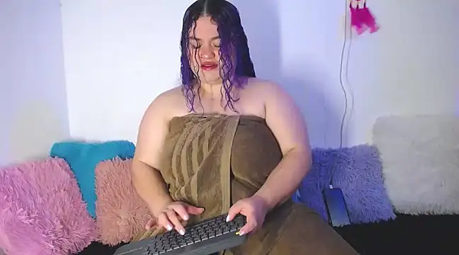 Snapshot of lunitaa0 chatting on 01/14/25, 05:51 lunitaa0 online show from 01/14/25, 05:51