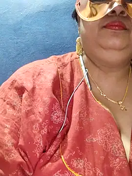 tamilthanushri online show from 02/19/25, 06:21