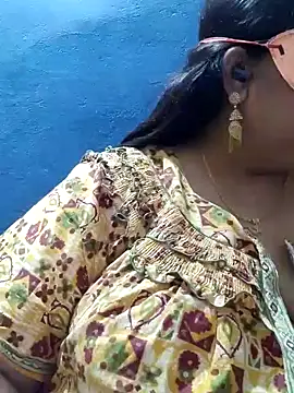 tamilthanushri online show from 02/21/25, 04:48