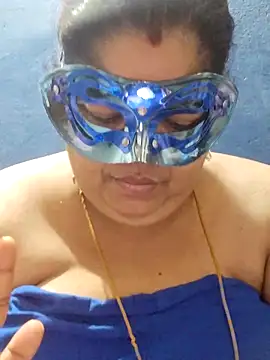 tamilthanushri online show from 03/18/25, 12:14