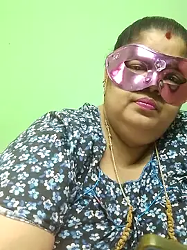 tamilthanushri online show from 06/09/26, 07:42