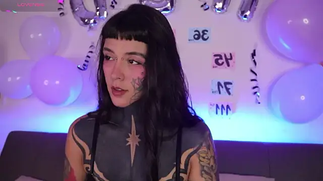 Snapshot of FairyFlexxxx chatting on 02/06/26, 06:51 FairyFlexxxx online show from 02/06/26, 06:51