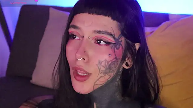 Snapshot of FairyFlexxxx chatting on 02/25/26, 11:47 FairyFlexxxx online show from 02/25/26, 11:47