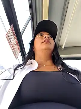 Zara 89 online show from 03/19/26, 07:40