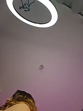 Snapshot of GabrielaGreco chatting on 02/18/25, 11:08 GabrielaGreco online show from 02/18/25, 11:08