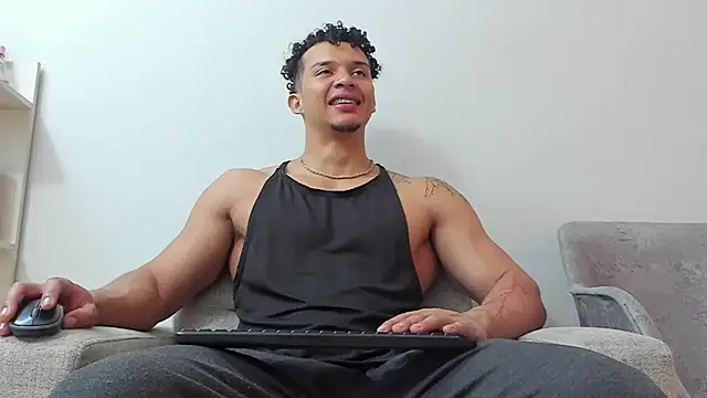 Snapshot of Dominick_star chatting on 02/21/25, 03:56 Dominick star online show from 02/21/25, 03:56