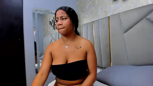 Sofi Fox  online show from 01/28/25, 06:07