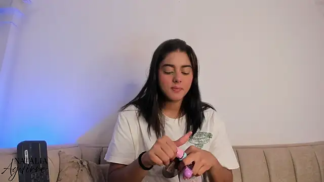 natalia aguirre1 online show from 11/19/25, 12:05