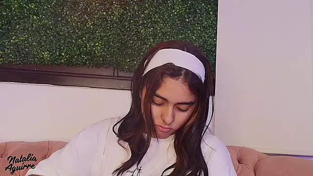 natalia aguirre1 online show from 03/19/26, 12:09