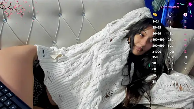 Snapshot of moona_ray chatting on 03/15/26, 09:32 moona ray online show from 03/15/26, 09:32