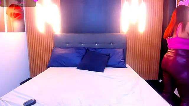 VickyJohnson1 online show from 10/22/25, 08:41