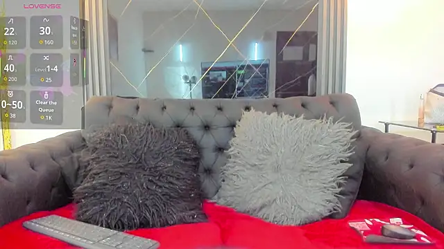 Snapshot of VickyJohnson1 chatting on 03/12/26, 08:26 VickyJohnson1 online show from 03/12/26, 08:26