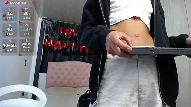 abigail f00x online show from 10/17/25, 12:47