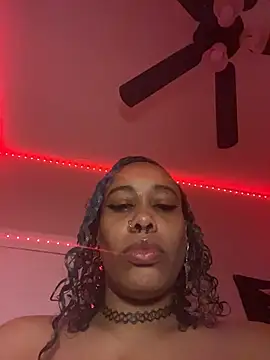 loveluna8 online show from 11/06/25, 11:44