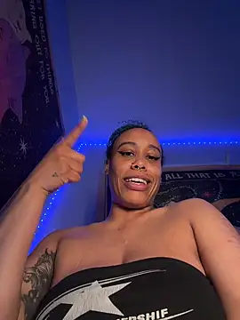 loveluna8 online show from 03/09/26, 11:20