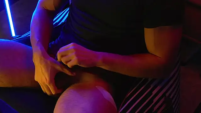 Snapshot of coupleofficial chatting on 01/12/25, 08:25 coupleofficial online show from 01/12/25, 08:25