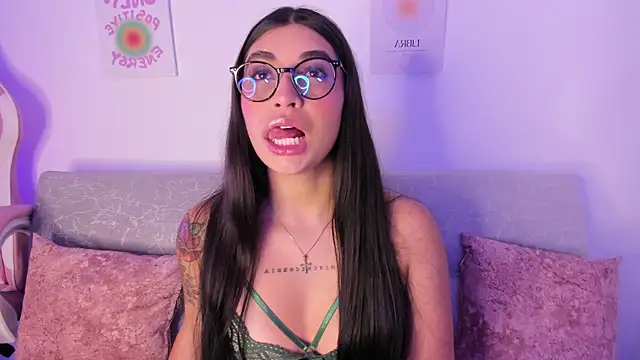 Snapshot of sensualhaven_ chatting on 01/03/25, 11:23 sensualhaven online show from 01/03/25, 11:23