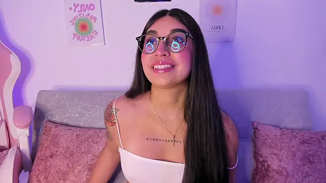 Snapshot of sensualhaven_ chatting on 01/06/25, 01:20 sensualhaven online show from 01/06/25, 01:20