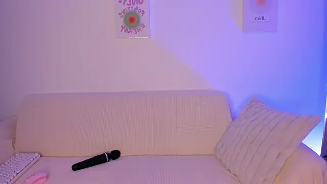 Snapshot of sensualhaven_ chatting on 09/21/25, 12:23 sensualhaven online show from 09/21/25, 12:23