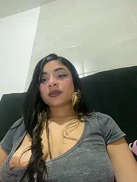 Snapshot of mysteriousgirl20 chatting on 05/01/26, 01:26 mysteriousgirl20 online show from 05/01/26, 01:26