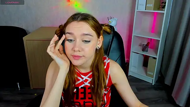 Lesi Moonie01 online show from 03/16/25, 11:38