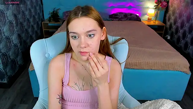 Lesi Moonie01 online show from 03/19/25, 02:24