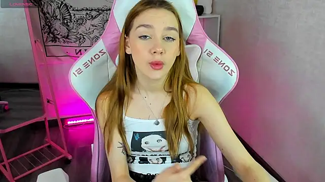 Lesi Moonie01 online show from 03/22/25, 08:29