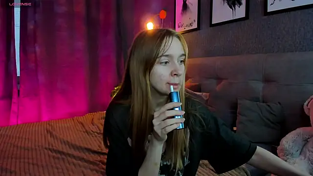 Lesi Moonie01 online show from 11/02/25, 09:11