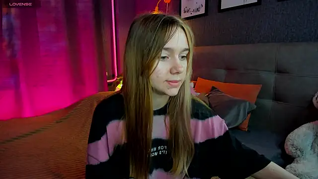 Lesi Moonie01 online show from 11/05/25, 07:52