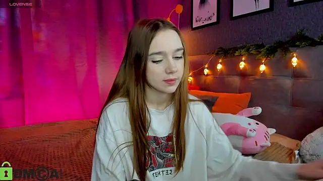 Lesi Moonie01 online show from 01/07/26, 09:23