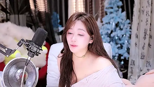 Missy Nana21 online show from 02/27/25, 06:20