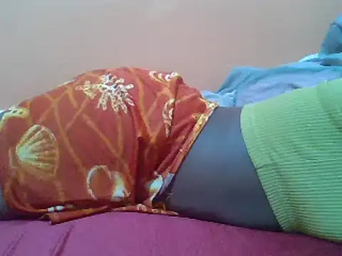 Moonfades online show from 12/30/24, 06:16