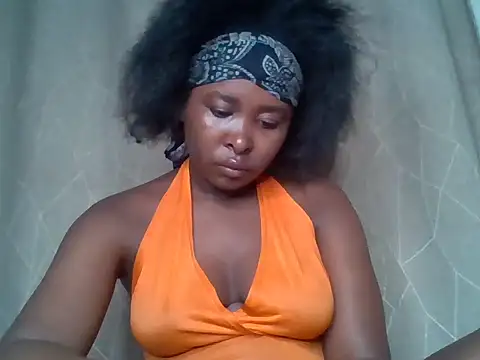 Moonfades online show from 02/11/26, 03:00