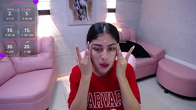 Alaya cute online show from 02/11/25, 10:39