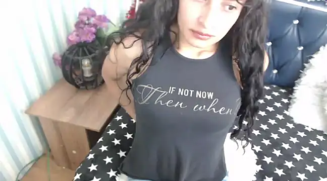 Snapshot of Scarlett_Keaton chatting on 12/22/24, 06:17 Scarlett Keaton online show from 12/22/24, 06:17